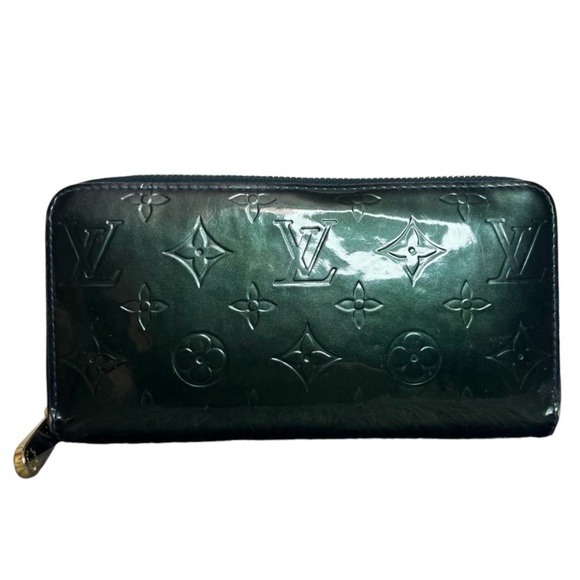 Authentic Louis Vuitton Vernis Zippy Wallet - Picture 2 of 15
